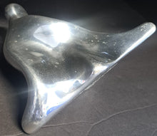 Load image into Gallery viewer, 1977-78 NHL NHLPA International Series Trophy Mike Walton Vancouver Canucks VTG