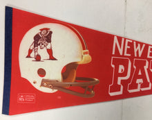 Load image into Gallery viewer, New England Patriots NFL Football Pennant Full Size 29" Vintage