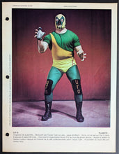 Load image into Gallery viewer, c1972 Lot of 22 Different Wrestling Photos Issued by Dimanche Vintage Sports