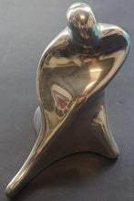 Load image into Gallery viewer, 1977-78 NHL NHLPA International Series Trophy Mike Walton Vancouver Canucks VTG