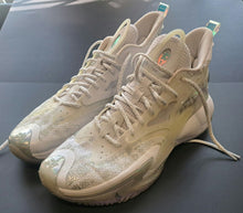Load image into Gallery viewer, ANTA Flash Edge Toronto Raptor Player Practice/Game Worn NBA Basketball Shoes