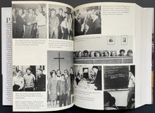 Load image into Gallery viewer, 2004 Signed President Bill Clinton My Life Book First Edition Autographed JSA