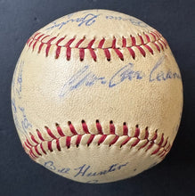Load image into Gallery viewer, 1960 Montreal Royals International League Multi-Signed x22 Vintage Baseball