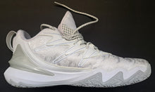 Load image into Gallery viewer, ANTA Flash Lightly Gently Used Basketball Shoes Size 15 Pro Grade Equipment