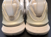 Load image into Gallery viewer, ANTA Flash Lightly Gently Used Basketball Shoes Size 15 Pro Grade Equipment
