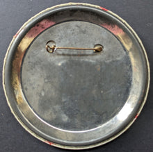 Load image into Gallery viewer, 1962 I'm an Honorary New York Yankees Pinback H-O Cereal MLB Baseball Button