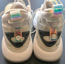 Load image into Gallery viewer, ANTA Flash Edge Toronto Raptor Player Practice/Game Worn NBA Basketball Shoes