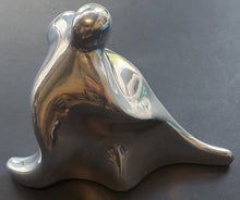 Load image into Gallery viewer, 1977-78 NHL NHLPA International Series Trophy Mike Walton Vancouver Canucks VTG