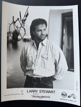 Load image into Gallery viewer, Larry Stewart Signed Publicity Photo Issued By William Morris Agency RCA Country