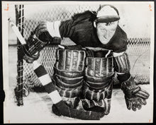 Load image into Gallery viewer, 1935-36 NHL Hockey Detroit Red Wings Normie Smith Type 1 Photo United Press VTG