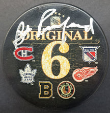 Load image into Gallery viewer, Bob Pulford Signed Autographed NHL Hockey Puck Toronto Maple Leafs LA Kings