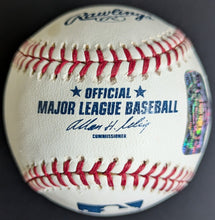 Load image into Gallery viewer, Pete Rose Signed/Autographed Baseball Cincinatti Reds MLB Authenticated