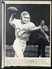 Load image into Gallery viewer, 1984 Doug Flutie Press Photos x3 New Jersey Generals USFL Football Vintage B & W