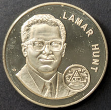 Load image into Gallery viewer, 1972 Lamar Hunt Pro Football Hall Of Fame Medal Franklin Mint 1 Troy Oz. NFL