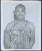 Load image into Gallery viewer, 8 Circa 1950's Harlem Globetrotters B&W Promotional Type 1 Photos Basketball