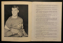 Load image into Gallery viewer, 1972 Vintage Gordie Howe #9 Jersey Retirement Program Detroit Red Wings Olympia