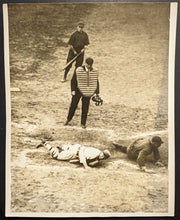 Load image into Gallery viewer, 1914 World Series Original Type 1 Photo Boston Braves Philadelphia Athletics LOA