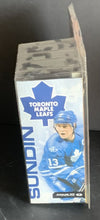 Load image into Gallery viewer, 2001 Mats Sundin Hockey McFarlane Toys NHL Toronto Maple Leafs Figurine NOS