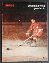 Load image into Gallery viewer, 1967-1968 NHL Detroit Red Wings Yearbook Autographed By Crozier Smith, Anderson