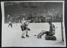 Load image into Gallery viewer, 1962 NHL Press Photo Chicago Blackhawks vs Montreal Glenn Hall / Don Marshall