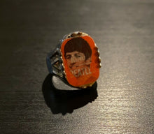 Load image into Gallery viewer, 1964 The Beatles Vari-Vue Flicker Rings John Paul George Ringo Vintage Music