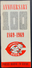 Load image into Gallery viewer, 1968-1972 Cincinnatti Reds Baseball Media Guides x5 Vintage HOF Pete Rose MLB