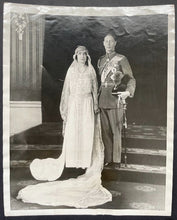 Load image into Gallery viewer, Type 1 International Press Photo King George VI & Queen Elizabeth VTG LOA Royals