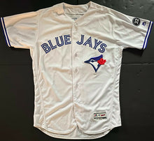 Load image into Gallery viewer, 2018 Gift Ngoepe Toronto Blue Jays Game Worn Jersey Roy Halladay #32 Patch MLB