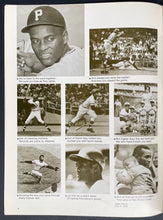 Load image into Gallery viewer, 1973 MLB Baseball Pittsburgh Pirates Official Yearbook Roberto Clemente Featured