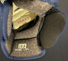 Load image into Gallery viewer, 2022 Steven Stamkos Playoff Game Worn Bauer Gloves Photo Matched Tampa Bay NHL