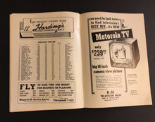 Load image into Gallery viewer, 1950 NFL Program Wrigley Field New York Yanks vs Chicago Bears Football
