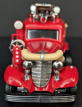 Load image into Gallery viewer, 1933 Cadillac V16 Fire Wagon 1:43 Die Cast Metal Model Matchbox Collectibles