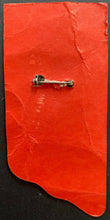 Load image into Gallery viewer, 1985 Vintage Indy 500 Silver Pit Badge Original Race Day Backing Danny Sullivan