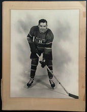 Load image into Gallery viewer, 1940's Buddy O'Connor Canadiens HOFer Rice Studio Photo + Presentation Folder