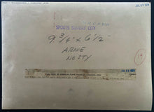 Load image into Gallery viewer, 1974 Vintage Wire Photo Arnold Palmer Putting 18th Hole 2nd Round Canadian Open