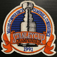 Load image into Gallery viewer, 1991 NHL Stanley Cup Final Crest Patch Pittsburgh Penguins Minnesota North Stars
