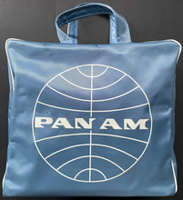 Load image into Gallery viewer, 2002 Catch Me If You Can Promotional Panam Flight Bag And Luggage Tag Press Gift