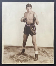 Load image into Gallery viewer, 1949 Montreal Forum Boxing Program + Photo Johnny Greco vs Herb Kronowitz