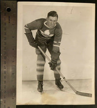 Load image into Gallery viewer, 1940 NHL Hockey Type 1 Photo Toronto Maple Leafs Nick Metz Alexandra Studio