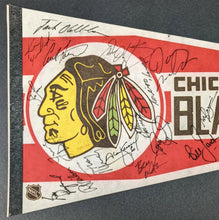 Load image into Gallery viewer, 1985/1986 Chicago Blackhawks Team Autographed Signed Pennant NHL Hockey Vintage