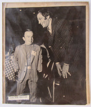 Load image into Gallery viewer, 1970s Atlanta Braves Don Davidson & NHL Flames Boom Boom Geoffrion Press Photo