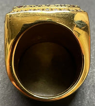 Load image into Gallery viewer, 1958 Whitby Dunlops World Champion 18 Carat Gold Plated Size 10 Replica Ring
