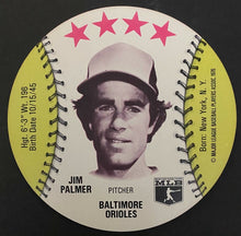 Load image into Gallery viewer, 1977 MLB Baseball Towne Club Pop Centers Discs (11) Mike Schmidt Reggie Jackson