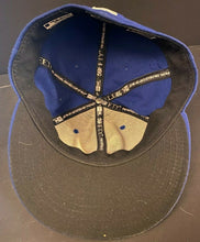 Load image into Gallery viewer, Texas Rangers Team Issue On-Field MLB Baseball Cap New Era 59Fifty Sz 7-5/8 New