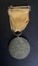 Load image into Gallery viewer, 1941 Vintage Canadian Figure Skating Association CFSA Bronze Medal + Ribbon Vtg