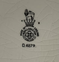 Load image into Gallery viewer, 1940 Royal Doulton Plate D6279 Antique Made In England The Falconer