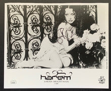Load image into Gallery viewer, 2003 Autographed Sarah Brightman Signed B&W Photo Celebrity Actor JSA Broadway