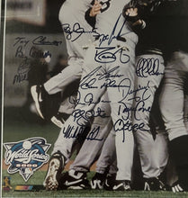Load image into Gallery viewer, 2000 New York Yankees World Series Champions Team Signed Photo x29 Autos Steiner
