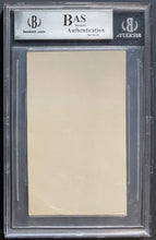 Load image into Gallery viewer, Early Wynn Autographed Index Card Beckett Authenticated Chicago White Sox MLB