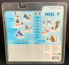 Load image into Gallery viewer, 2004 Mats Sundin Hockey McFarlane Toys NHL Toronto Maple Leafs Figurine NOS!